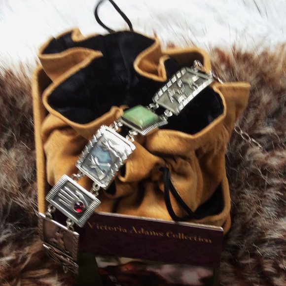 Retired Victoria Adams Carolyn Pollock Relios Navajo Storyteller Bracelet - Picture 3 of 6